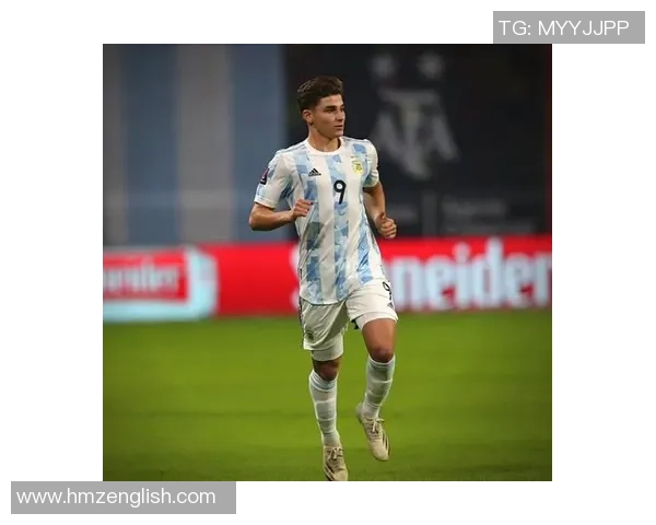 近十年全球足球十大最强球星盘点与全面分析